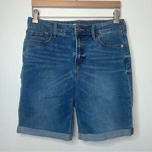 Old Navy Women’s Denim Bermuda Cuffed Short Size 8 High Rise